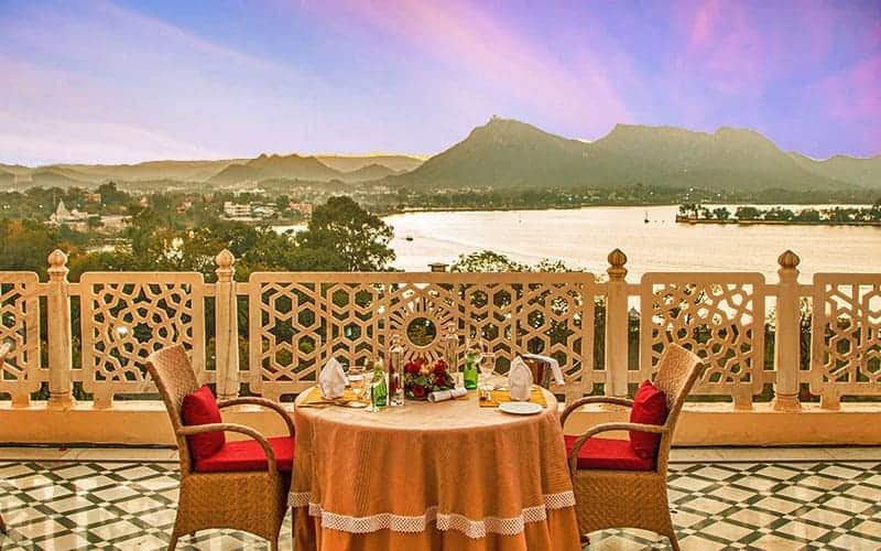 https://thelalit.viyutechlab.in/wp-content/uploads/2024/02/udaipur-dining-1.jpg
